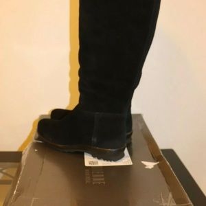 La Canadienne black Tasha boots 5.5